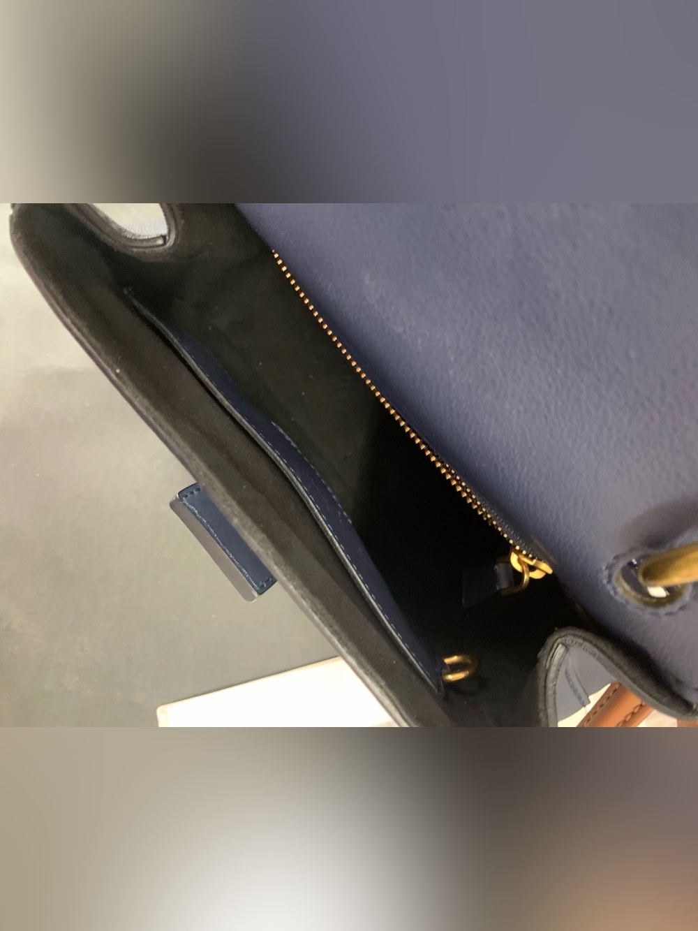 💙Burberry Small DK88 Ink Blue & Tan Leather Top Handle Bag - Picture 11 of 14